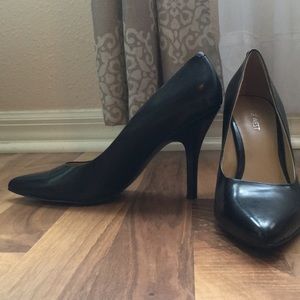 fifth pointy toe pumps